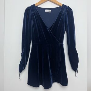 Urban Outfitters Women’s Velvet Romper (Navy, S)